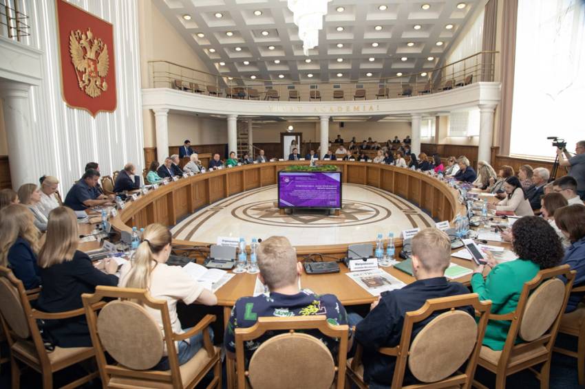 Молодёжный форум «Нравственные императивы в праве, науке, образовании и культуре» прошёл в НИУ «БелГУ» События НИУ «БелГУ» молодёжный форум «нравственные императивы в праве, науке, образовании и культуре» прошёл в ниу «белгу»